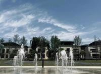 菲菲发博晒AG的新基地，有点豪华，却惨遭粉丝拆台：先把网络搞好