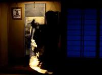 日本火焰艺术家打造真实附魔刀，鬼灭之刃里的特效原来是真的