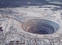 《来自深渊》：一部歌颂人类冒险与进取精神的动漫