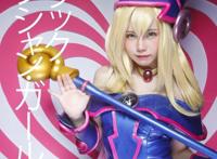 日本顶级Coser亲自操刀cos“五等分的新娘”，一人饰演五位角色