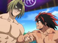 火之丸相扑：国宝级的对决，这是一场激烈比赛