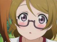 眼镜即萌点！盘点动漫中几位萌萌的眼镜娘