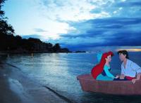 二次元人物突破次元壁后，宝儿姐一人晒太阳，奶爸格鲁重回故地