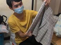 JK制服、动漫和富士康：想出走三和的“女装大神”