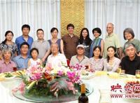 九个博士一盏灯，销售过亿——河南卫视《全家福来了》“福起1978”庆祝改革开放40年