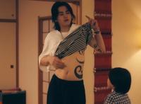 《堀与宫村》真人版引热议，堀京子妆容像职场女性，宫村身材走样