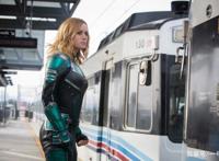 《惊奇队长》日票房再破2亿，33天《流浪地球》依然坚挺拿1219万