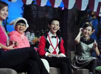 51岁金龟子还是和当年一样像小孩子，而女儿却像唐嫣