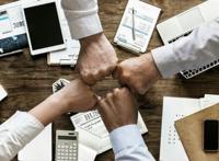 股价攀升的阅文，能为腾讯的“新文创战略生态”打下多大江山？