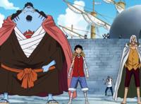 看到路飞手臂上的“3D2Y”，伙伴们瞬间明白，就是苦了薇薇和索隆