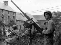 美军“老干妈”穿墙机枪，精度不输狙击枪，志愿军为何却不爱用？