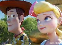 《玩具总动员4》中安迪为什么最喜欢胡迪？陪伴是最好的守护！