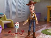 《玩具总动员4》中安迪为什么最喜欢胡迪？陪伴是最好的守护！