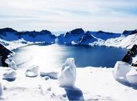 这座火山，冰雪覆盖后，奇观绝景叠现，简直就是冰雪动漫世界