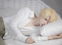 熊祁再次cos理查德，白衬衫尽显斯文败类，最后一张直击你的心脏