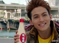 假面骑士爱吃的东西，电王喜欢吃布丁，小王子爱吃章鱼烧