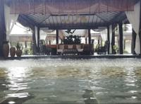 下雨天遇见三亚最治愈酒店，走进新海诚《言叶之庭》的动漫世界