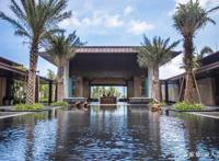 下雨天遇见三亚最治愈酒店，走进新海诚《言叶之庭》的动漫世界