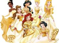 当迪士尼公主穿上蕾丝花边礼服，贝儿公主简直太美艳了！