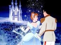 盘点《迪士尼公主》中最幸福的五对cp，美女与野兽让人羡慕！