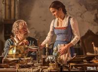 《美女与野兽》电影及其“动画版”，为什么后者更好看？试分析