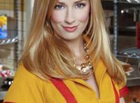 《破产姐妹》卡洛琳来华首秀，竟是动画大电影《熊出没》