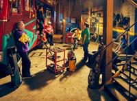 这哪里是缝纫机乐队，这明显就是欢乐好声音的真人版！