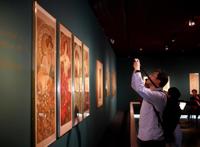 他被称为“日本动漫鼻祖”？捷克国宝级艺术阿尔丰斯·穆夏作品展在国家大剧院开幕