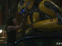 《大黄蜂》6大亮点救活《变形金刚》，新导演新形势力挽颓势！