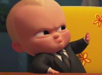 2岁路易王子化身《宝贝老板》，比哥哥更霸气，行走的表情包上线