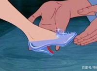 经典动漫中的穿帮镜头，白马王子是恋足癖？柯南名侦探头衔不保？