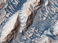 「天下奇闻」全球13城同贺蝙蝠侠80岁生日威胁用战机对付闯51区者后美军道歉