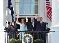 「天下奇闻」全球13城同贺蝙蝠侠80岁生日威胁用战机对付闯51区者后美军道歉