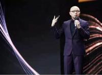 央视离职、带资进组职业配音……揭秘《声临其境》幕前的男人凯叔