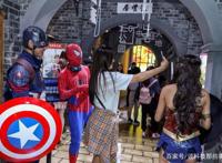 当奇幻上海遇见动漫Coser，腾讯T-DAY彰显青春活力