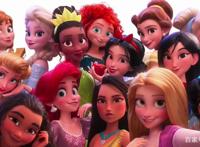 公主“偷穿”反派衣服：冰雪女王变“贵妇”，白雪公主变优雅女王