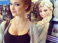 盘点经典动漫中的cosplay，光头强太搞笑，冰雪女王简直神还原！