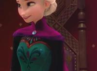 冰雪奇缘：艾莎的5种服装造型，保暖好看两不误，扶摇裙却最惊艳