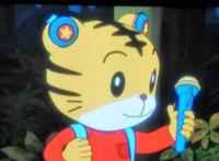 颠覆动画史上的错误观，赛马娘动漫中的听话筒姿势竟然正确！