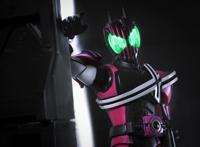 王小明入驻某站，假面骑士decade的人气，为何居高不下？