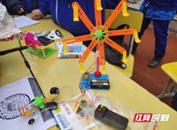 张家界市民中社团纳新上演“百团大战”