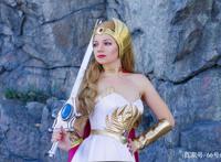 果然！模仿非凡的公主希瑞，还是外国妹子更养眼