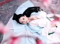 一个罕见病「渣女」的纯情罗曼史