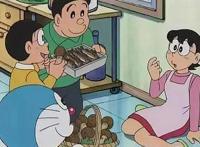 哆啦A梦：大雄将身体缩小在盆景里采松茸，现摘现烤也太土豪了