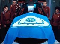 《头号玩家》把一部电影，玩成了动漫与游戏的串烧观众找彩蛋游戏