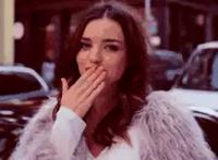 公狗腰早就是过去式了，现在流行的是“鲨鱼线”不知道你就OUT了