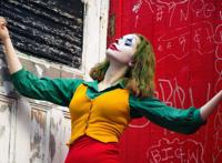 惊艳的小丑cosplay，没想到来自于女coser，扮成哈莉奎茵同样很棒