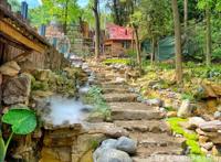 闯进宫崎骏的动漫世界，和龙猫合影，与无脸男喝下午茶