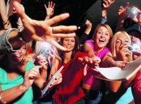 “叔圈101”出道抢流量，流量明星们已经叫好不叫座