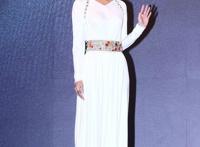 54届金马奖动画电影《幸福路上》首映桂纶镁白裙优雅似女神